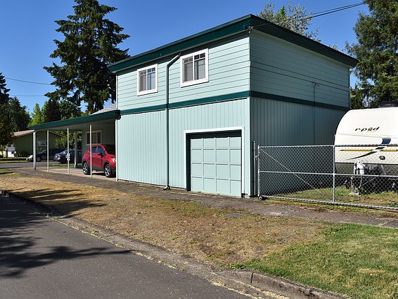 Garage and RV Hook-ups