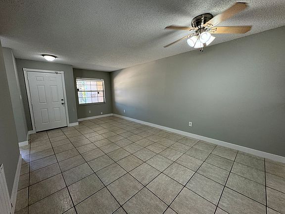 3rd image of 1357 Sophie Blvd