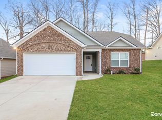 255 Green Hills Dr, Springfield, TN 37172