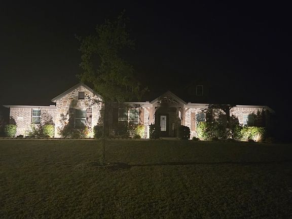 3rd image of 7417 Green Mesa Rd