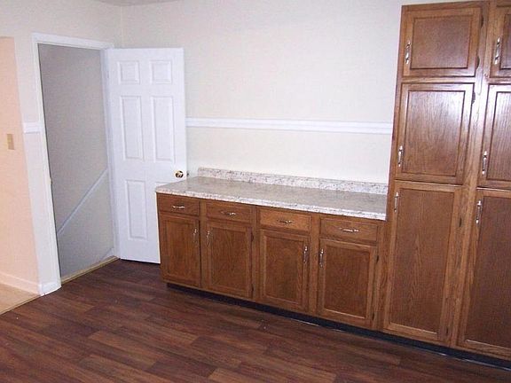4th image of 844 Olive Branch Ct