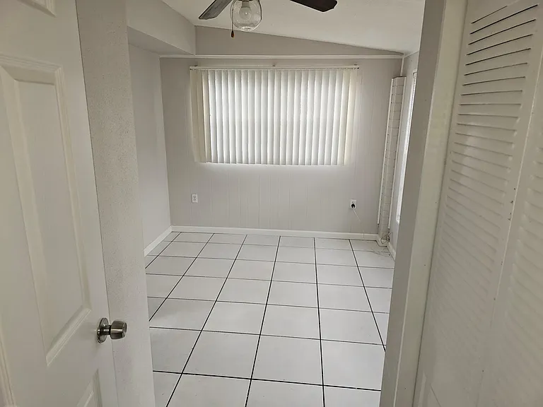 2922 Shore Dr — Photo 14