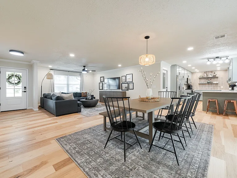 3005 Berkshire Way — Photo 1