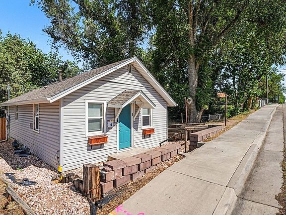 2nd image of 918 21st Ave