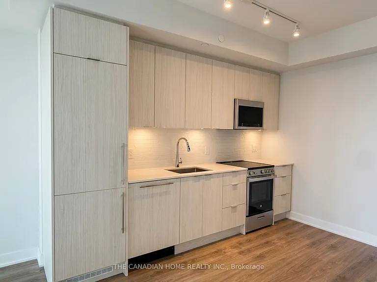 430 Square One Dr #2902 — Photo 10