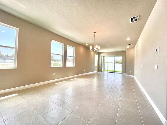 5th image of 14420 Pimberton Dr