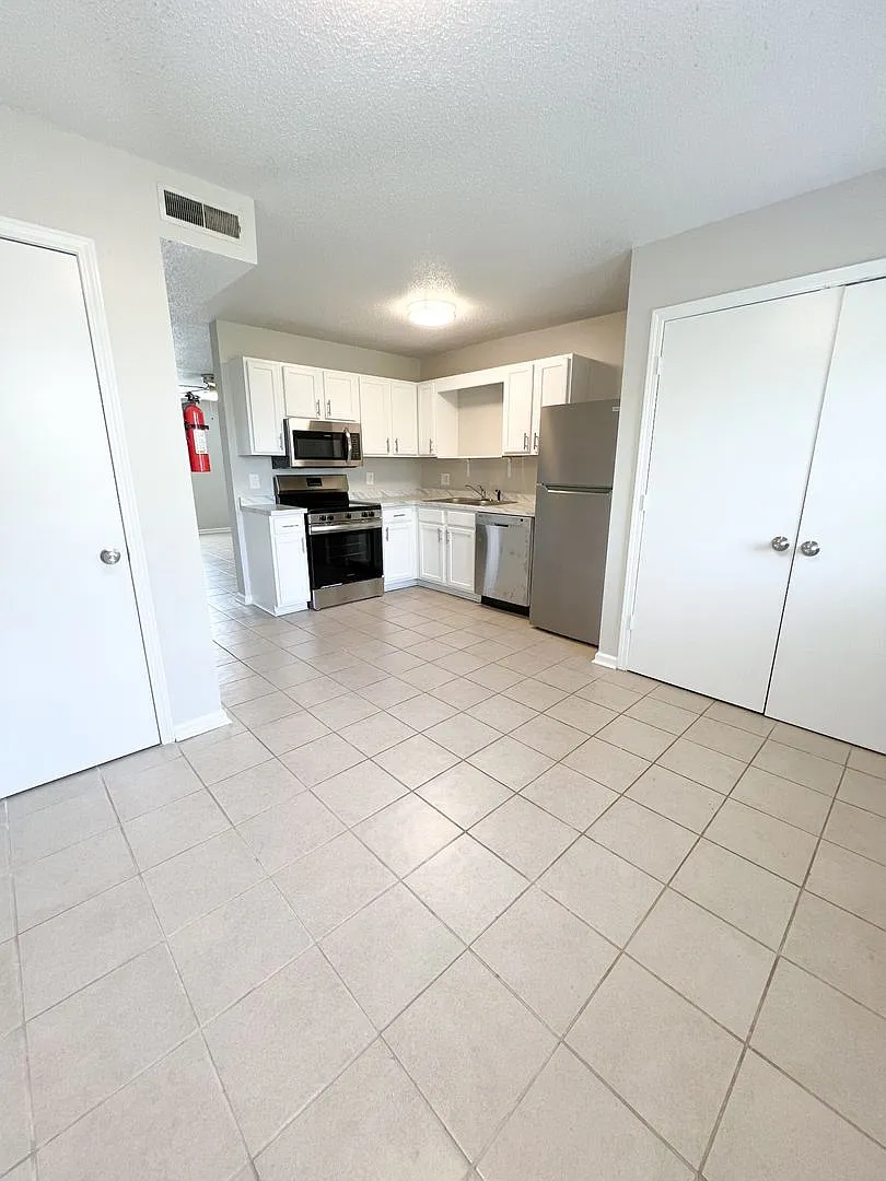 115 Ballygar Street — Photo 4