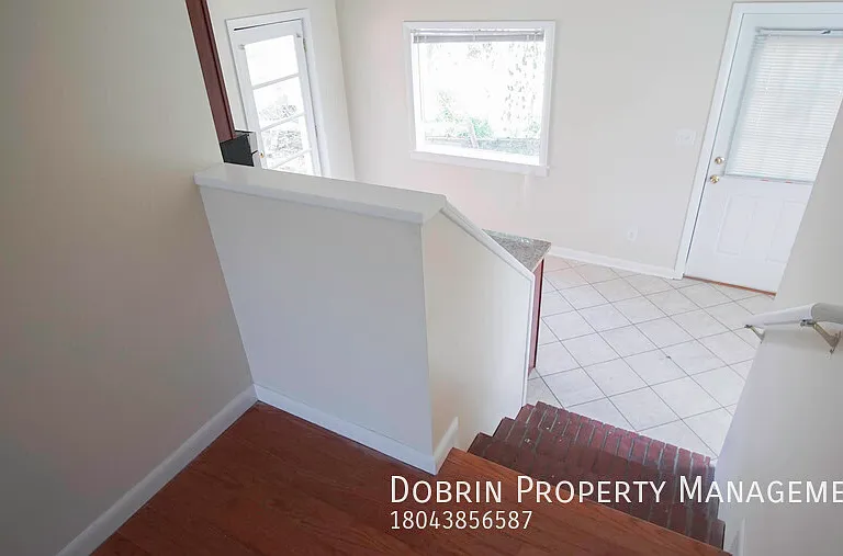 1011 Kinney St — Photo 16