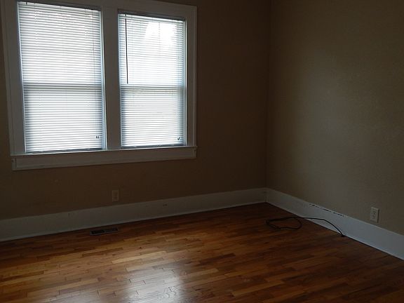 5th image of 1315 E 12th Ave