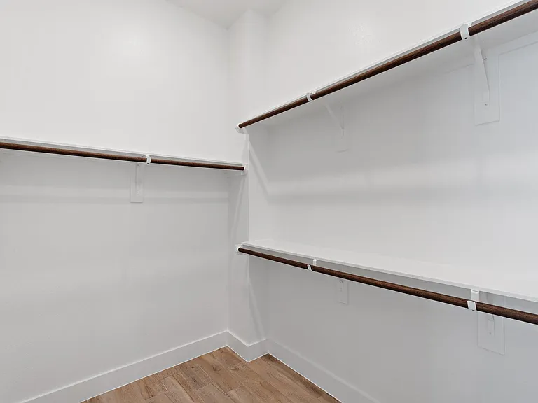 10719 River Walk Dr — Photo 18