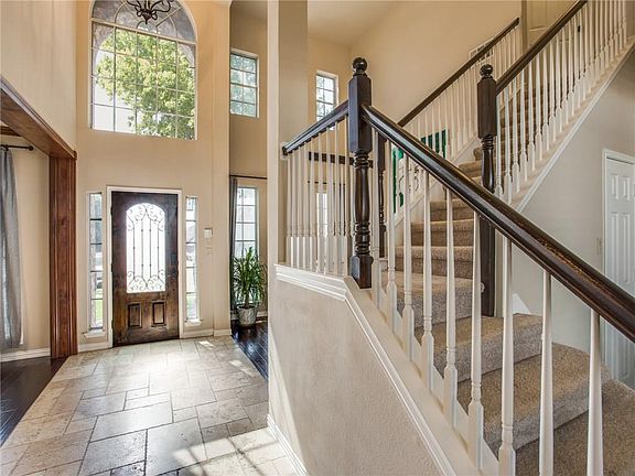 4th image of 5309 Hayloft Ct