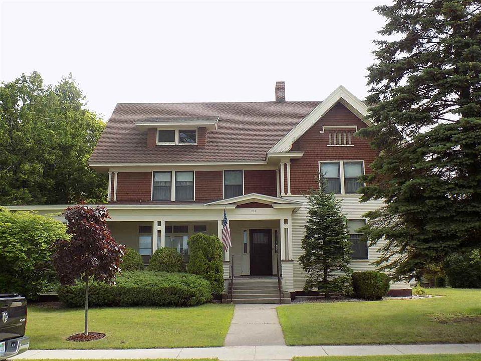 1st image of 212 Arbutus Ave