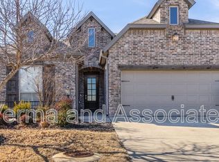 4500 SW Lilly St, Bentonville, AR 72713