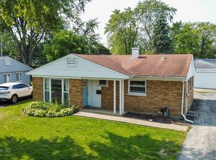122 George Rd, Wheeling, IL 60090