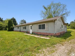 2131 Baldwin Rd, Monroe, MI 48162