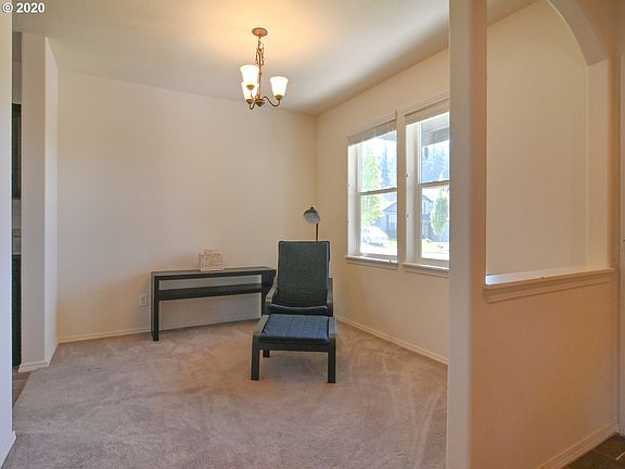 3rd image of 5470 Pinehurst St