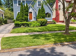 3953 Elmwood Rd, Cleveland Heights, OH 44121