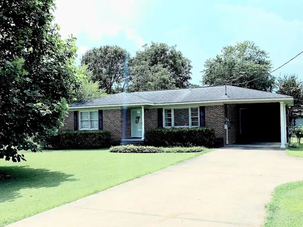 1121 Taylor Rd, Glencoe, AL 35905