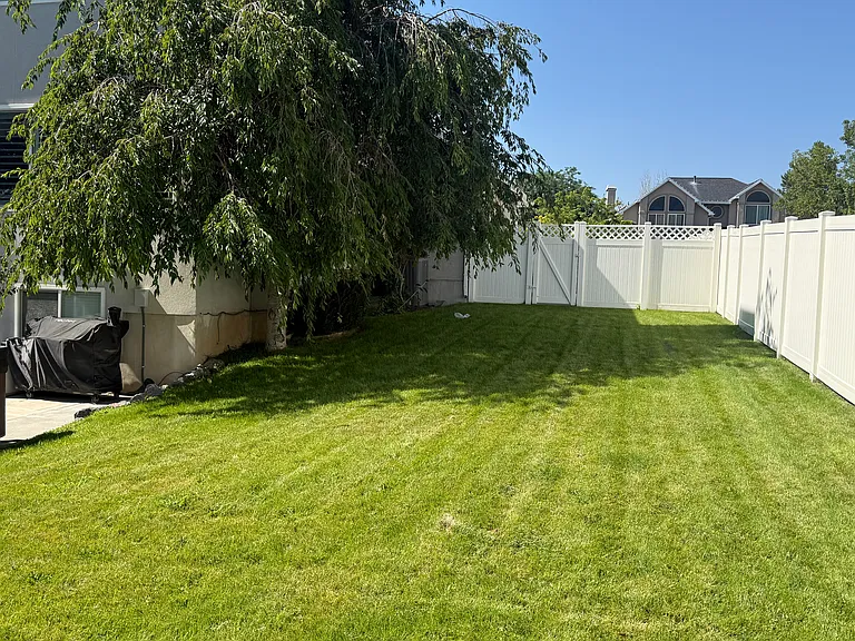 1458 E Snow Iris Cir — Photo 24