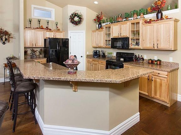 4th image of 3437 Castle Pines Dr