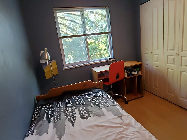 12331 McNeely Dr #ROOMS IN SHARED — Photo 14