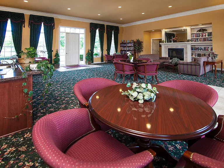 The Enclave Apartments — Photo 6