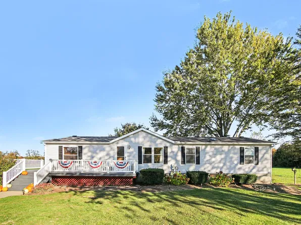 13405 Mohart Rd, Saline, MI 48176