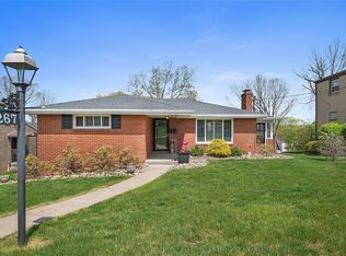 267 Crestvue Dr, Bridgeville, PA 15017
