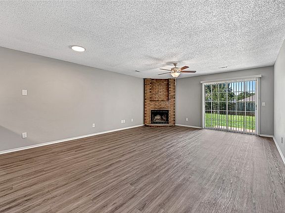 3rd image of 1359 N Boxley Ave