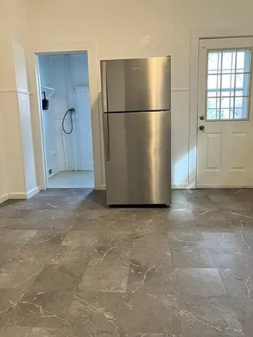 807 Grandview St — Photo 8