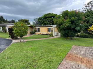 5605 Summit Blvd, West Palm Beach, FL 33415