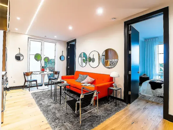 1270 New York Avenue image 3 of 21