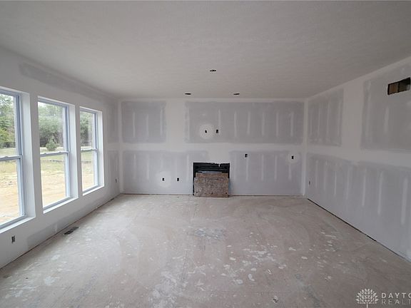 4th image of 3948 Benton Dr #159