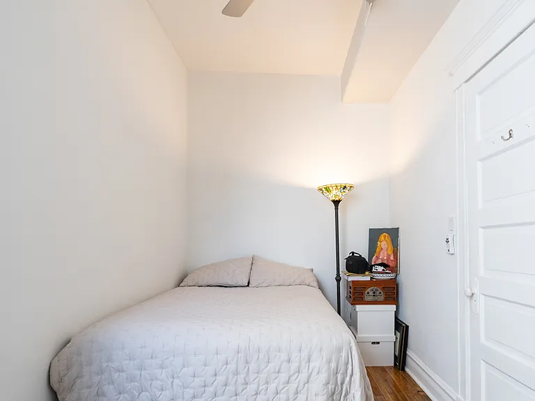 1037 S Racine Ave #3R — Photo 12