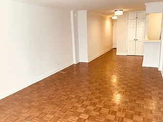 Rented by Metropolis Real Estate of Manhattan