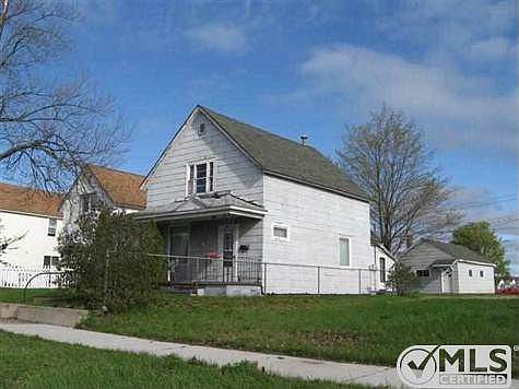 1st image of 608 Superior Ave
