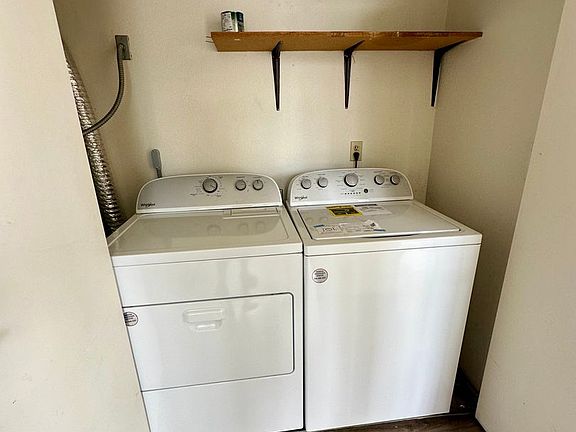 4th image of 5691 Eagle Pkwy #4