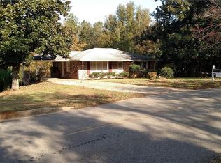 113 Mountain View Dr, Cumming, GA 30040