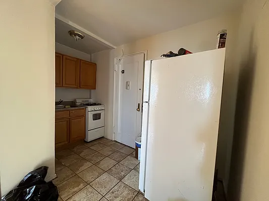 Rented by Queens Apartments Realty LLC | media 8