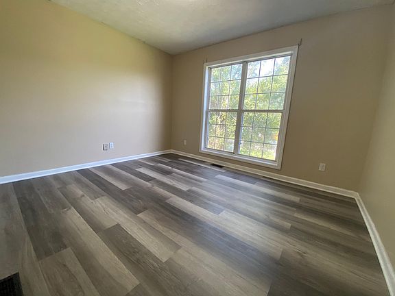 5th image of 839 Lodgeview Dr