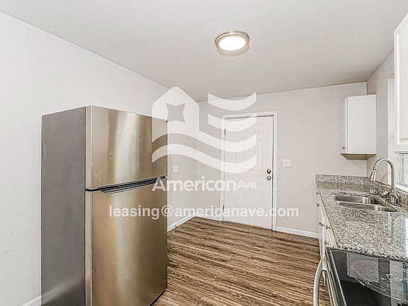 1646978_005_kitchen_5.jpg