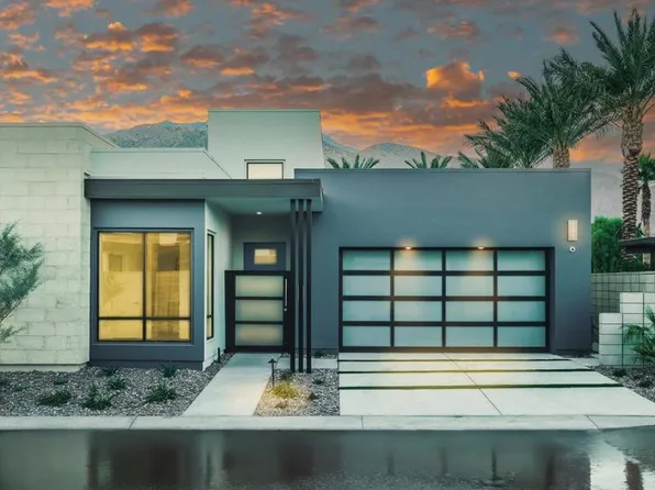141 Holliday Way, Palm Springs, CA 92262