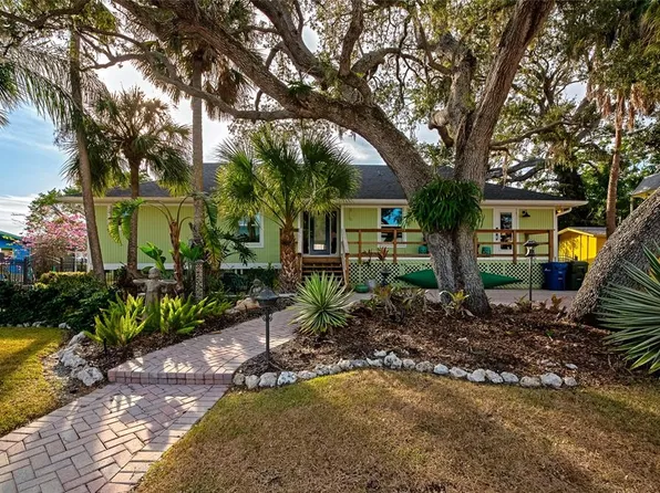 5116 Admiral Pl, Sarasota, FL 34231