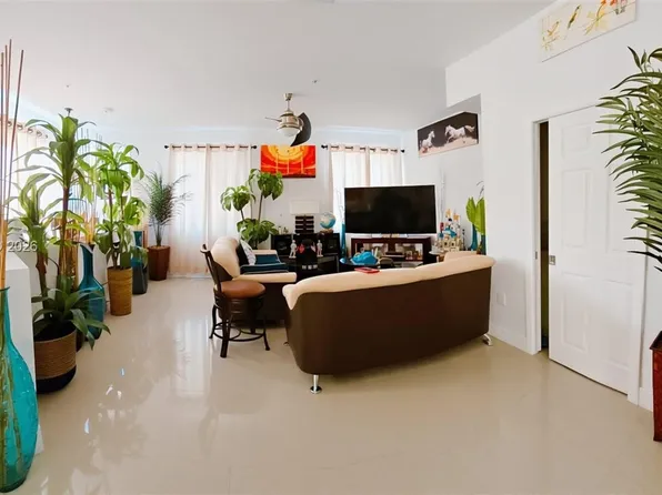 12430 SW 50th St APT 147, Hollywood, FL 33027