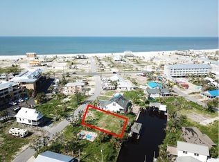 111 N 35th St, Mexico Beach, FL 32456