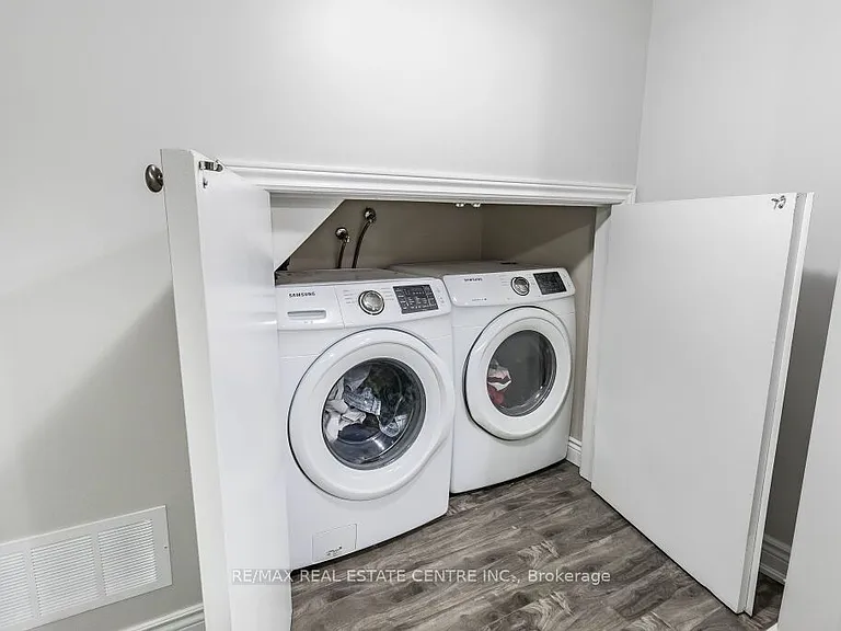 20 Laurentide Cres #BASEMENT — Photo 10