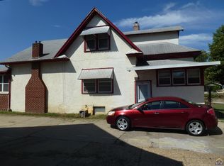 718 W 6th Ave, Emporia, KS 66801