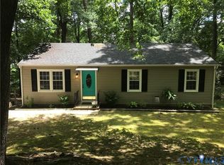 3401 Woodsong Dr, Midlothian, VA 23112