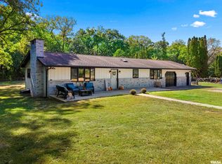 1126 E Truitt Rd, Chillicothe, IL 61523