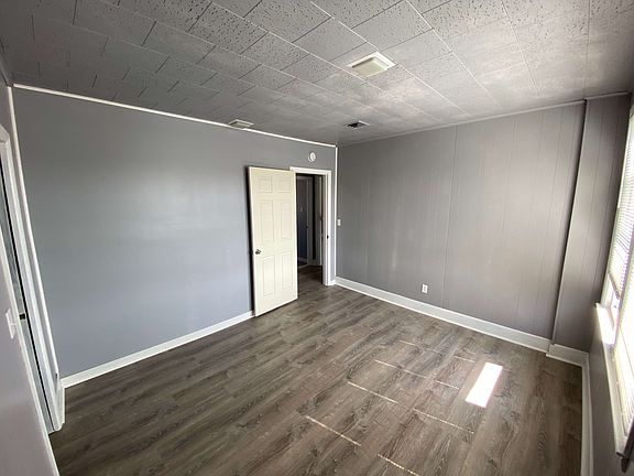 5th image of 87 Atwater St #3